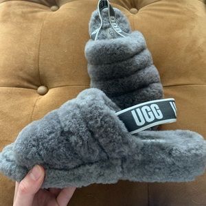 UGG Fluff Yeah grey slippers size 8